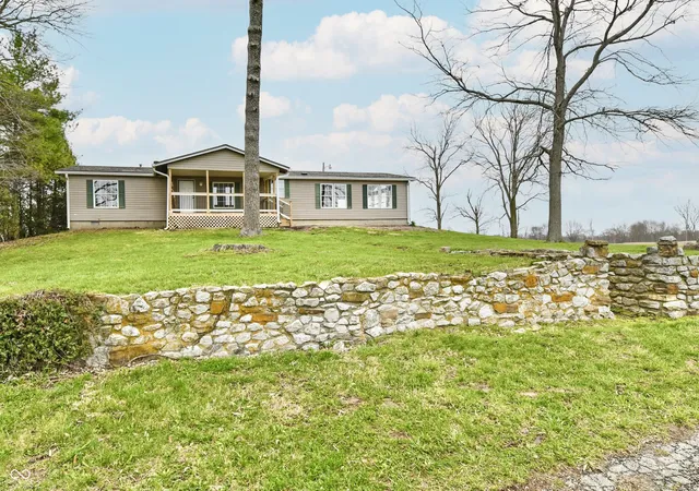 Homes for sale in Knightstown, IN | 1906 W 1000 N, Knightstown, IN 46148 | MLS# 22092002