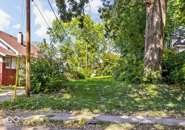 Photo 1 of Land for sale at 2304 Coyner Ave, Indianapolis, IN 46218 | MLS# 22092138 | Listing updated on 2026-03-30