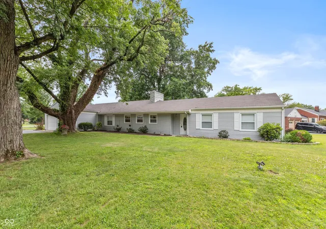 Homes for sale in Seymour, IN | 831 North Dr, Seymour, IN 47274 | MLS# 22092167