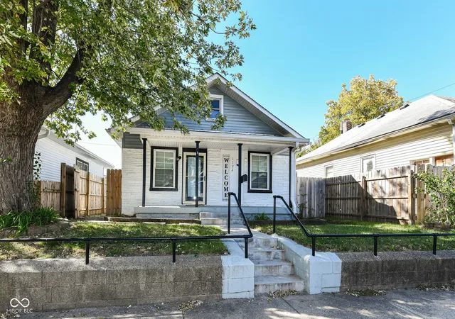 Homes for sale in Indianapolis, IN | 1722 Laurel St, Indianapolis, IN 46203 | MLS# 22092177
