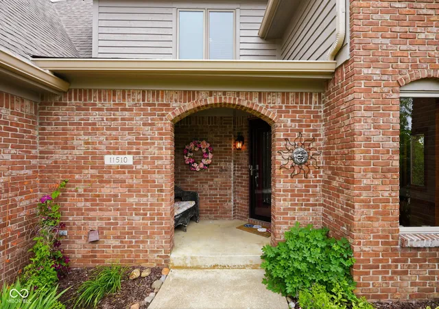 3rd image of 11510 Bloomfield Dr S, Indianapolis, IN 46259 | MLS# 22092252