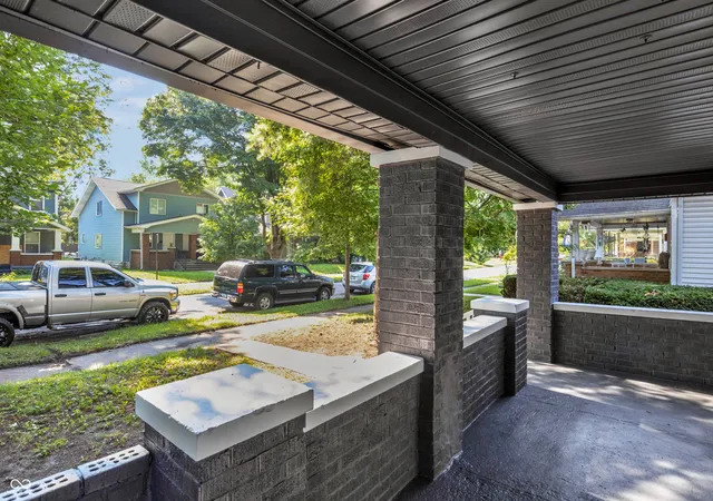 2nd image of 618 N Gladstone Ave, Indianapolis, IN 46201 | MLS# 22092254