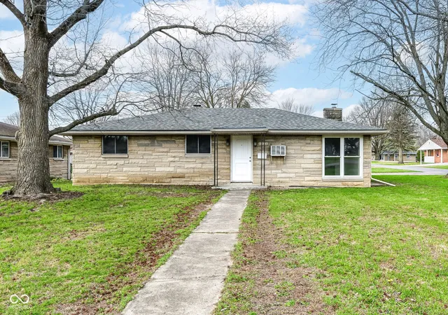 Photo 1 of Single family home for sale at 2328 E 9th Street, Anderson, IN 46012 | MLS# 22092281 | Listing updated on 2026-09-24