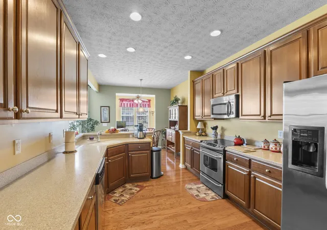 Photo 2 of Single family home for sale at 12961 Merlot Ln, Fishers, IN 46037 | MLS# 22092285 | Listing updated on 2026-09-07