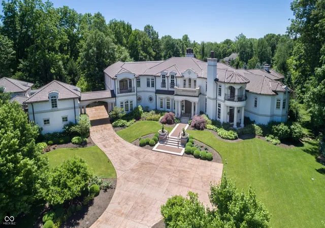 1st image of 415 Springwood Dr, Carmel, IN 46032 | MLS# 22092344