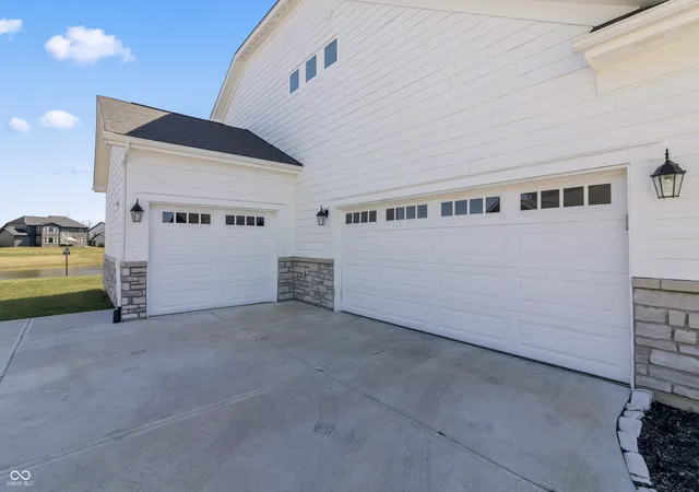 Homes for sale in Fishers, IN | 12375 Palmetto Bay St, Fishers, IN 46037 | MLS# 22092369