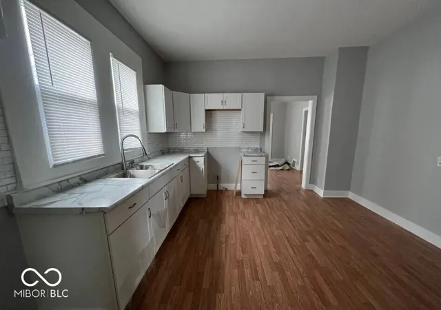 3rd image of 721 Ketcham St, Indianapolis, IN 46222 | MLS# 22092430