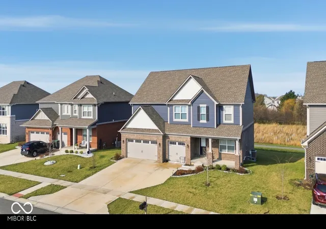 Photo 2 of Single family home for sale at 1986 Mccormick Dr, Greenwood, IN 46143 | MLS# 22092451 | Listing updated on 2026-09-19