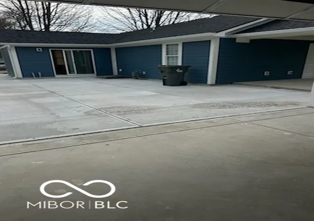 4th image of 3514 Luewan Ct, Indianapolis, IN 46235 | MLS# 22092505