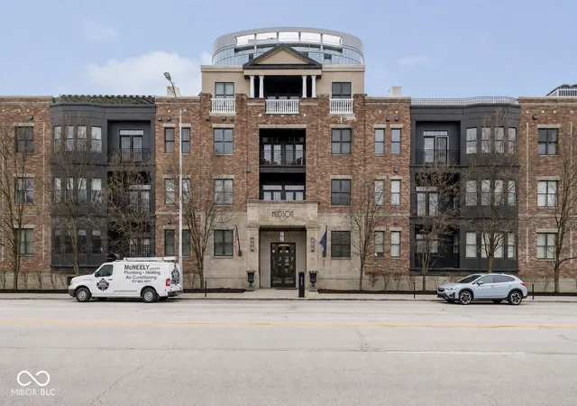 Homes for sale in Indianapolis, IN | 355 E Ohio St #107, Indianapolis, IN 46204 | MLS# 22092550