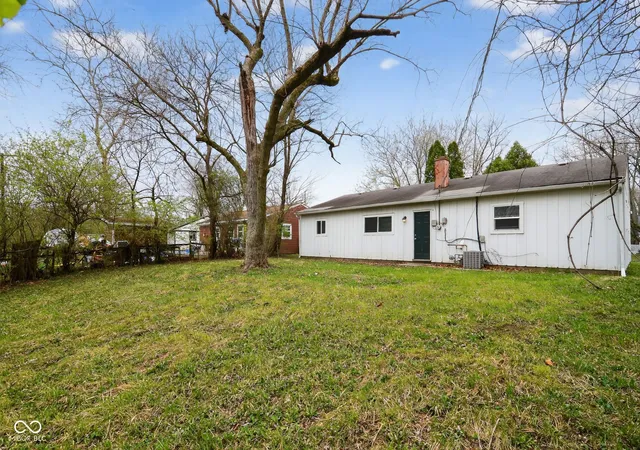 32nd image of 4101 Biscayne Rd, Indianapolis, IN 46226 | MLS# 22092557