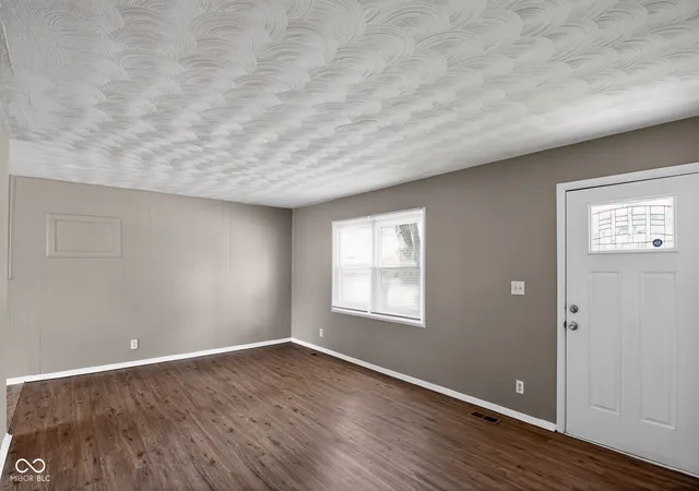 5th image of 4101 Biscayne Rd, Indianapolis, IN 46226 | MLS# 22092557