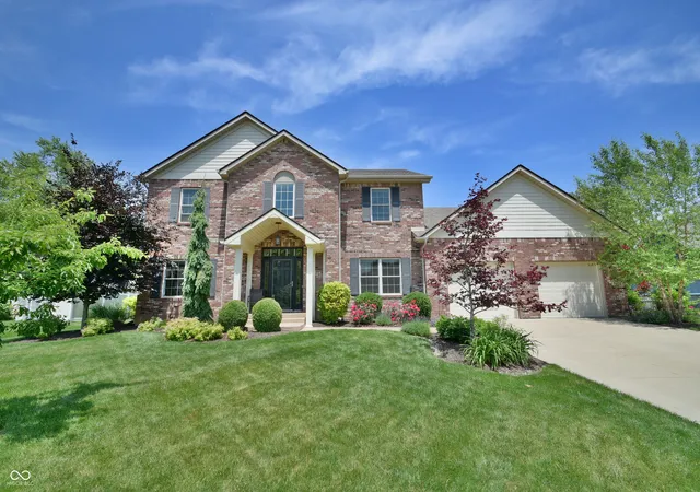 1st image of 224 W Stoney Trl, Greenfield, IN 46140 | MLS# 22092630