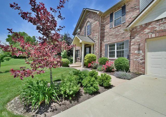 4th image of 224 W Stoney Trl, Greenfield, IN 46140 | MLS# 22092630