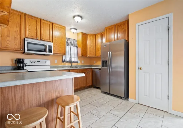 5th image of 5208 Hodson Pl, Indianapolis, IN 46241 | MLS# 22092705