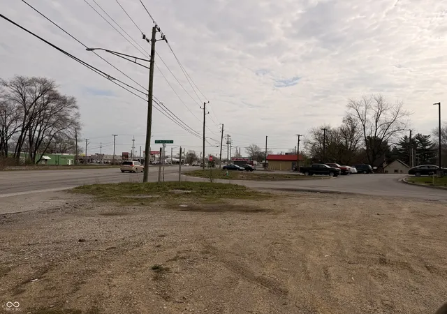 3rd image of 3049 Kentucky Ave, Indianapolis, IN 46221 | MLS# 22092798