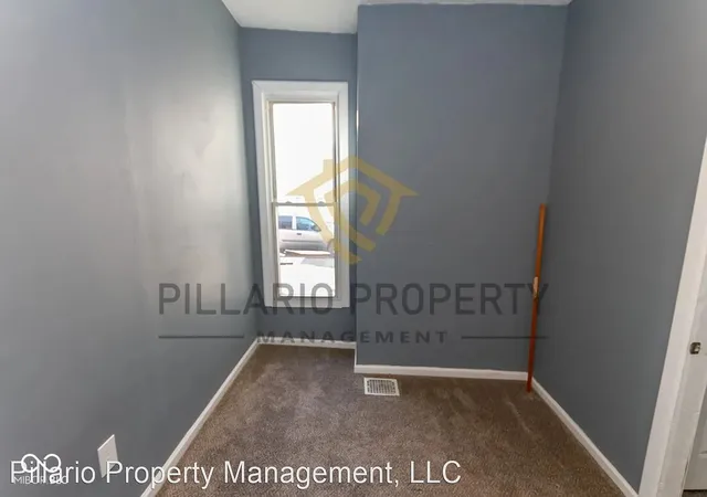 Photo 4 of Single family home for sale at 1909 Union St, Indianapolis, IN 46225 | MLS# 22092824 | Listing updated on 2026-06-22