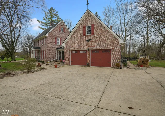 Homes for sale in Indianapolis, IN | 9523 E Southport Rd, Indianapolis, IN 46259 | MLS# 22092853