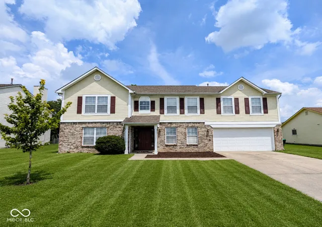 Homes for sale in Whiteland, IN | 665 Hummingbird Ln, Whiteland, IN 46184 | MLS# 22092877