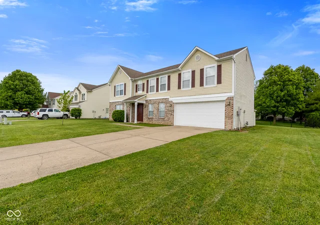 Homes for sale in Whiteland, IN | 665 Hummingbird Ln, Whiteland, IN 46184 | MLS# 22092877
