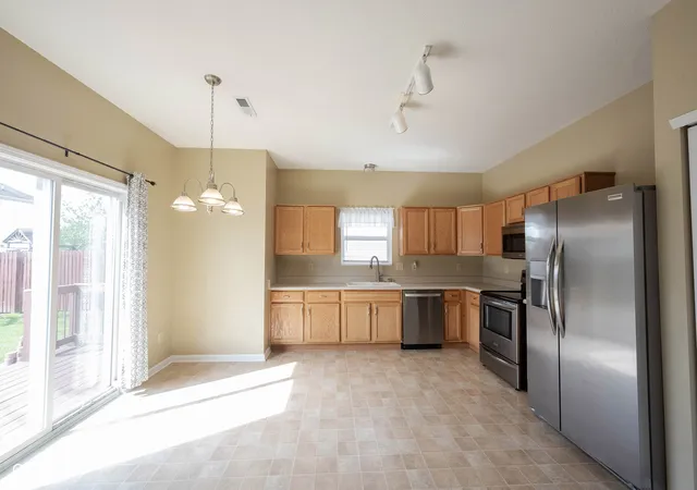 4th image of 12237 Packers Ave, Fishers, IN 46037 | MLS# 22092917