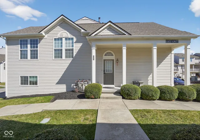 1st image of 13857 Willesden Cir, Fishers, IN 46037 | MLS# 22093026
