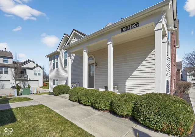 2nd image of 13857 Willesden Cir, Fishers, IN 46037 | MLS# 22093026