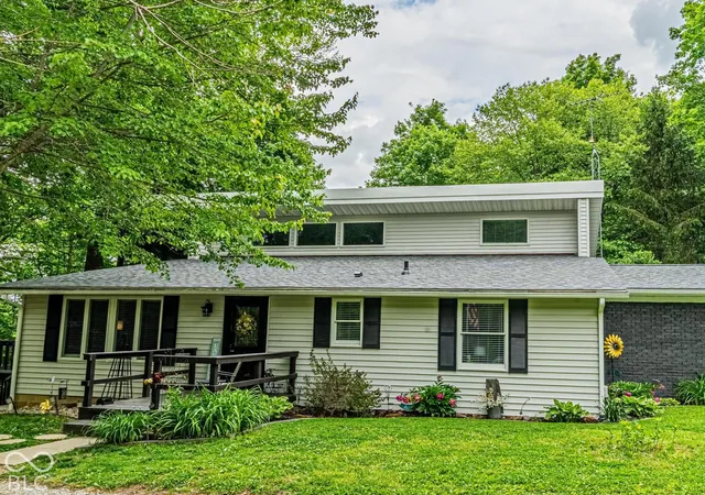 Photo 2 of Single family home for sale at 2255 S Tinkers Trl, Rockville, IN 47872 | MLS# 22093030 | Listing updated on 2026-10-26