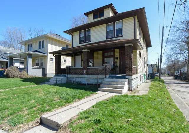 1st image of 319 N Dequincy St, Indianapolis, IN 46201 | MLS# 22093033