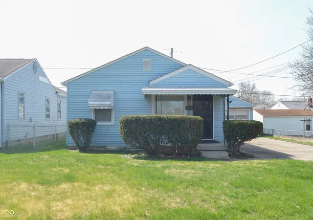 Photo 1 of Single family home for sale at 3915 Brookville Rd, Indianapolis, IN 46201 | MLS# 22093043 | Listing updated on 2026-09-28