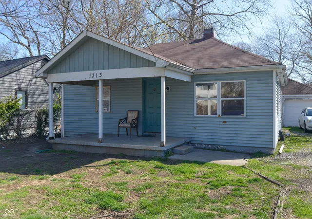 2nd image of 1313 S Riley Ave, Indianapolis, IN 46203 | MLS# 22093055