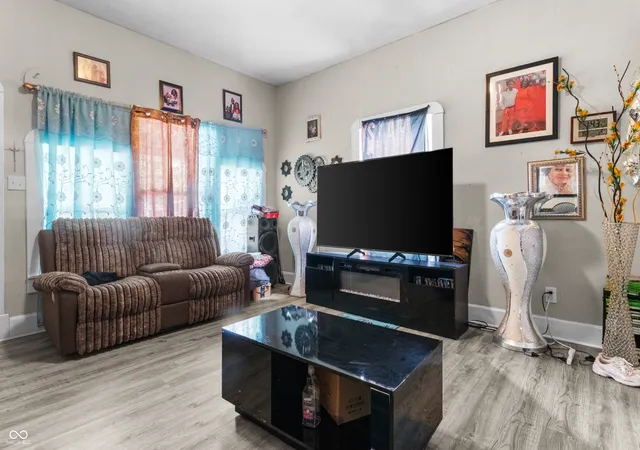4th image of 151 Bakemeyer St, Indianapolis, IN 46225 | MLS# 22093098