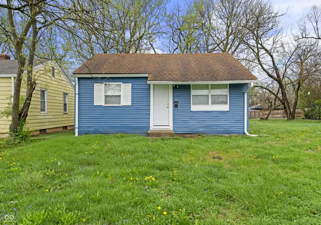 Photo 1 of Single family home for sale at 2941 Stuart St, Indianapolis, IN 46218 | MLS# 22093111 | Listing updated on 2026-06-18