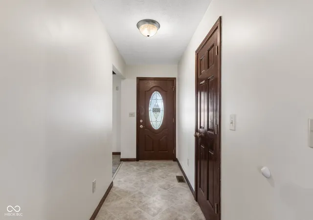 Homes for sale in Crothersville, IN | 6296 S County Road 1025 E, Crothersville, IN 47229 | MLS# 22093174