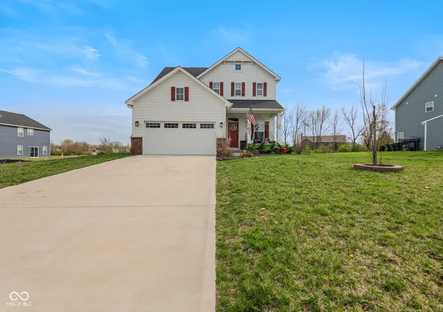 Homes for sale in Whiteland, IN | 275 Bohicket Rd, Whiteland, IN 46184 | MLS# 22093204