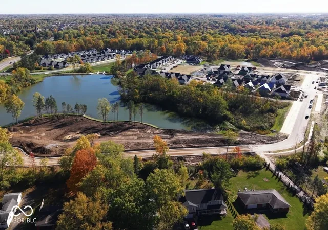 3rd image of 7056 Yosemite Dr, Zionsville, IN 46077 | MLS# 22093244