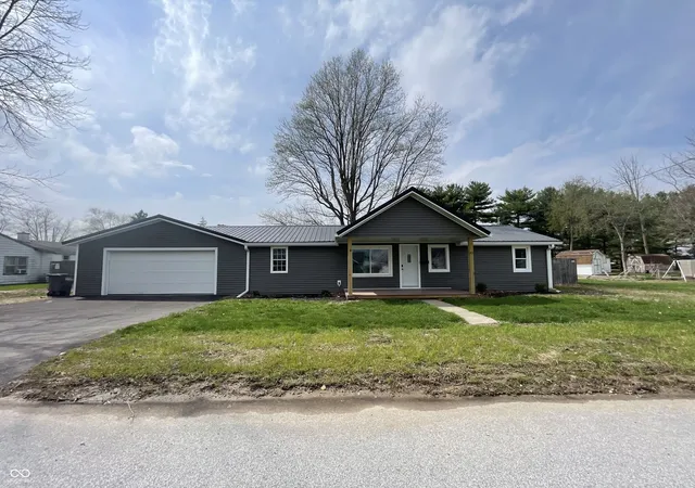 2nd image of 2417 N Calumet St, Kokomo, IN 46901 | MLS# 22093398