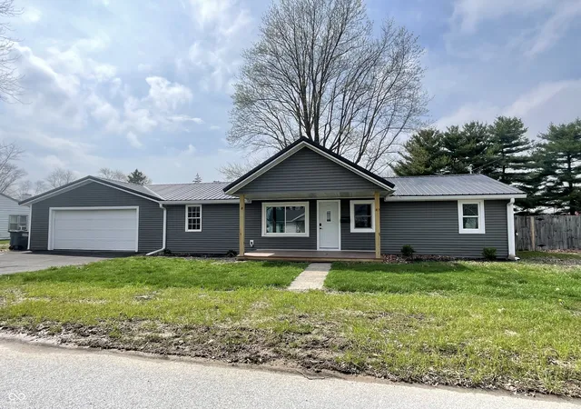 1st image of 2417 N Calumet St, Kokomo, IN 46901 | MLS# 22093398