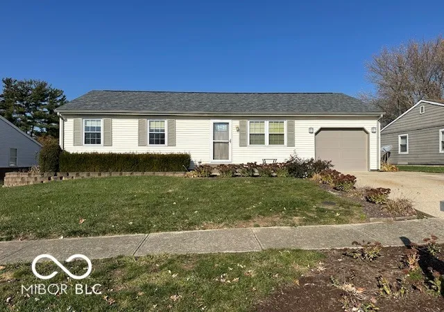 2nd image of 3630 Remington Dr, Indianapolis, IN 46227 | MLS# 22093417