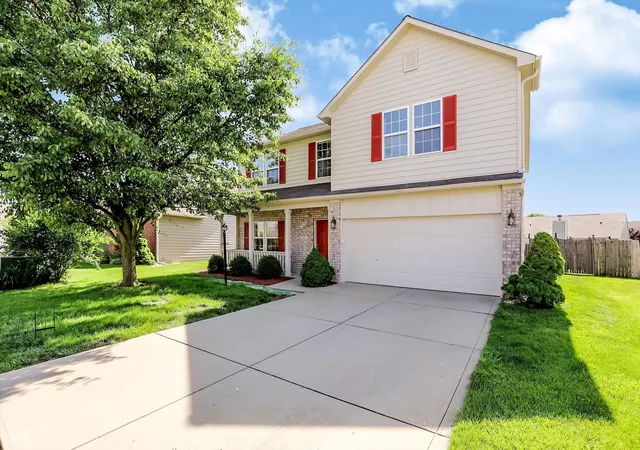 Homes for sale in Indianapolis, IN | 5331 Montavia Ln, Indianapolis, IN 46239 | MLS# 22093418
