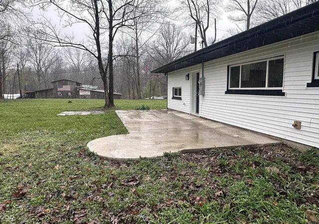 Photo 4 of Single family home for sale at 1307 Clark Rd, Spencer, IN 47460 | MLS# 22093449 | Listing updated on 2026-08-18