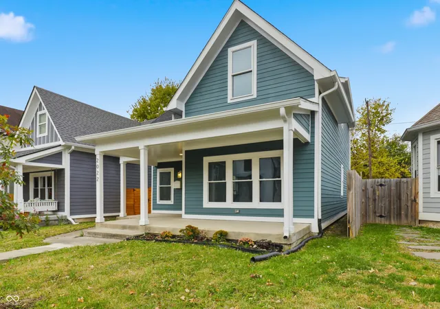 3rd image of 2022 Carrollton Ave, Indianapolis, IN 46202 | MLS# 22093475