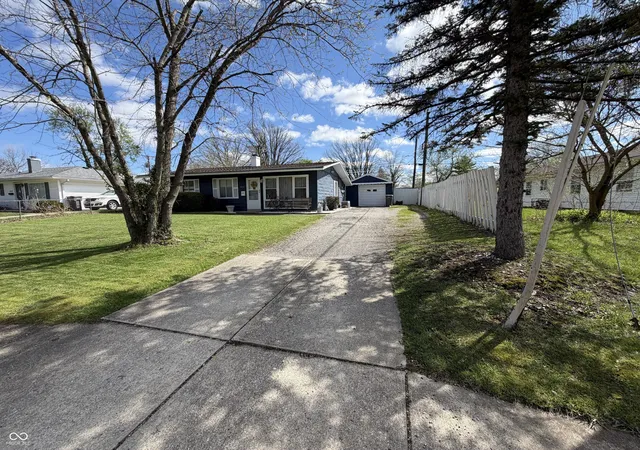 5th image of 5519 Glencoe St, Indianapolis, IN 46226 | MLS# 22093478