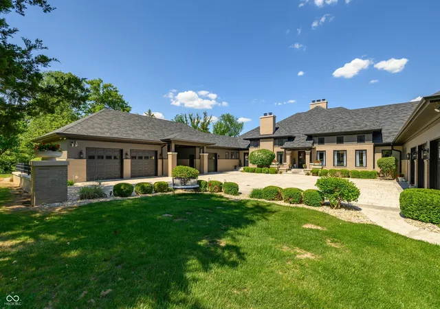 Photo 3 of Single family home for sale at 4023 Cedar Hills N Dr, Greenwood, IN 46143 | MLS# 22093599 | Listing updated on 2026-05-06