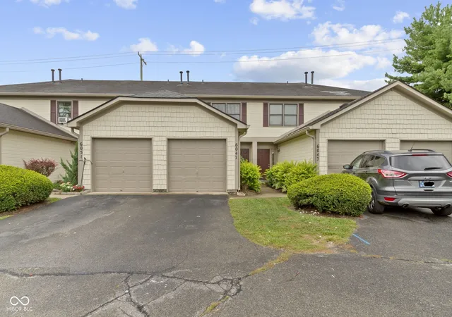 Homes for sale in Indianapolis, IN | 6047 Southbay Dr, Indianapolis, IN 46250 | MLS# 22093618