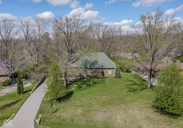 5th image of 8928 Carriage Ln, Indianapolis, IN 46256 | MLS# 22093626