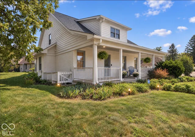 Photo 1 of Single family home for sale at 348 Creekbend Ln, Indianapolis, IN 46217 | MLS# 22093692 | Listing updated on 2026-10-28