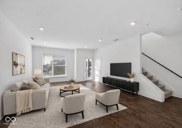 5th image of 727 N Illinois St #202, Indianapolis, IN 46204 | MLS# 22093784