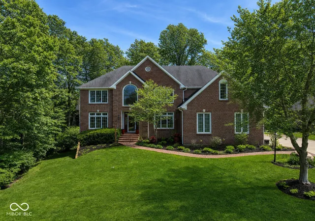 Photo 2 of Single family home for sale at 12465 Silver Bay Cir, Indianapolis, IN 46236 | MLS# 22093814 | Listing updated on 2026-09-07