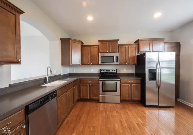5th image of 12780 Tamworth Dr, Fishers, IN 46037 | MLS# 22093856